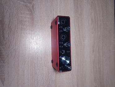 ses guclendiri: Focusrite Scarlett 2i2 USB audio interfeysi heç bir problemi yoxdur 0 — 3