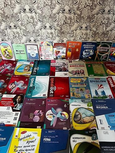 Kitablar hamısı temiz veziyyetde ‚isare olanlar karandasla yazilib( — 3