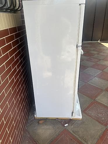 metbext esyalari: İşlənmiş 2 qapılı Indesit Soyuducu Satılır, rəng - Ağ — 2