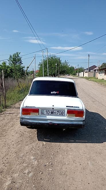 ford 5 1: VAZ (LADA) 2107: 1.5 l | Sedan — 3