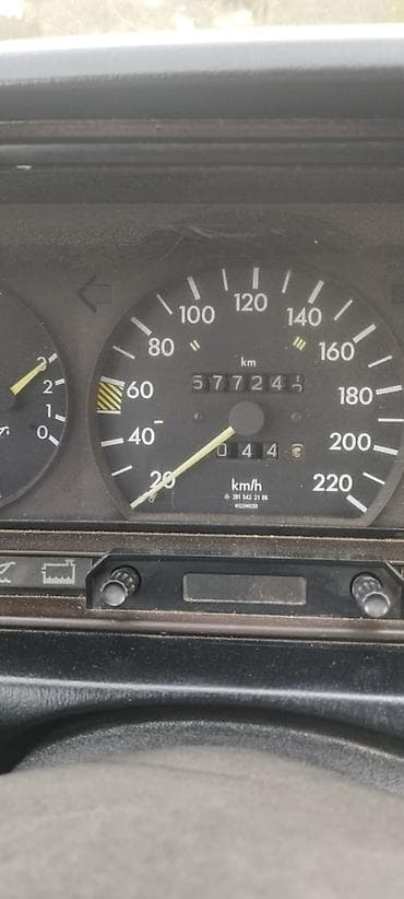 mercedes 170 b: Mercedes-Benz 190: 1.8 l | 1990 il Sedan — 7