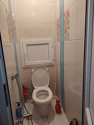 lerikde kiraye ev: M. Əcəmi, 3/5, ü/s 56.2 kv.m olan, 3 otaqlı (rodnoy), xruşov layihəli — 7