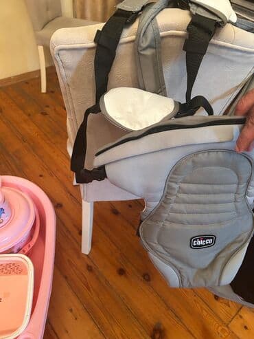 pişik cantasi: Məhsul: Chicco körpə daşıyıcısı - Rəng: boz/boz-qrafit tonları - Ön — 1