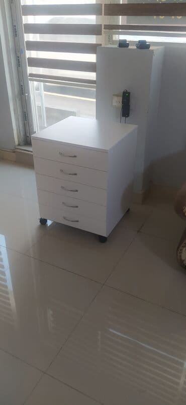 шкаф сейф металлический: Yenidir. isdenilen sayda. isdenilen rəngdə sifarişlə hazırlanır — 2