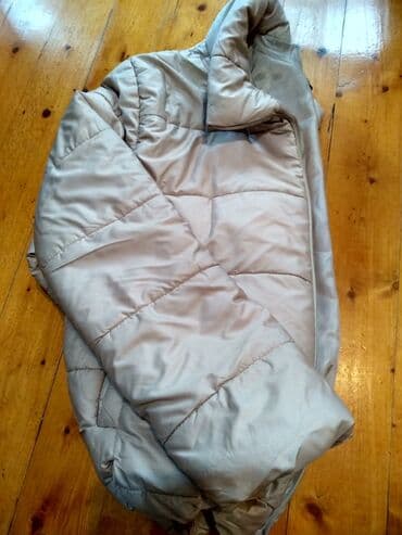 gödəkçələr: 10 Azn S razmer qisa balonka. Səliqəli ve Az geyilib — 2