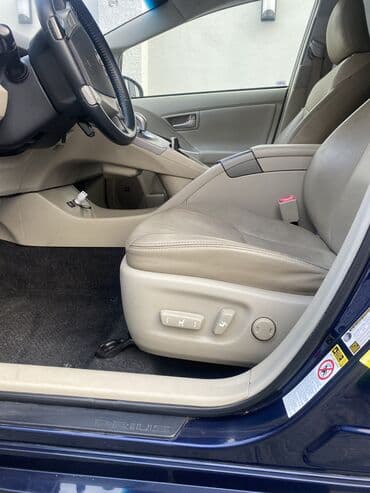 турбо аз подержанные автомобили таеота приюс аренд: Toyota Prius: 1.8 l | 2013 il Sedan — 15