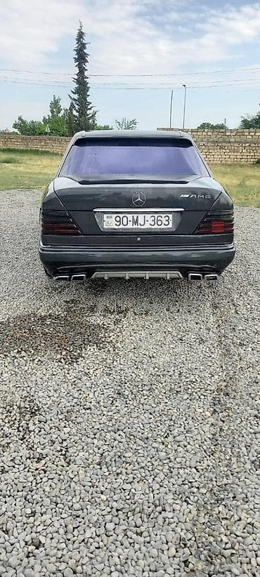 mercedes mikrobus: Mercedes-Benz E 250: 2.5 l | 1994 il Sedan — 7