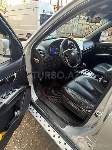 avtomobil ayagaltilari: Hunday santafe 2011 ci il 2.2dizel razlatka 4çəken 7yerlik - Tam dəri — 1