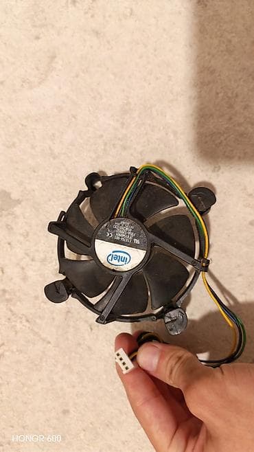 Kompüter ehtiyyat hissələri: Məhsul: Palit markalı PCI‑Express ekran kartı + D‑Link PCI Wi‑Fi — 10
