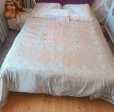 mozaika satisi: İşlənmiş İki nəfərlik Satin Yorgan üzü, Ünvandan götürmə — 2