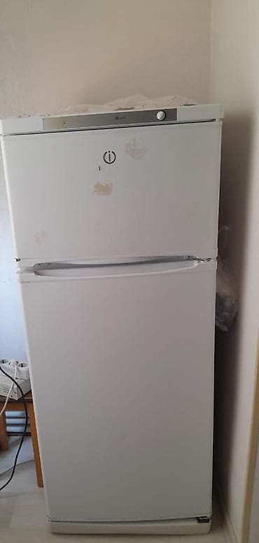soyuducu satisi: İşlənmiş 2 qapılı Indesit Soyuducu Satılır, rəng - Ağ — 1