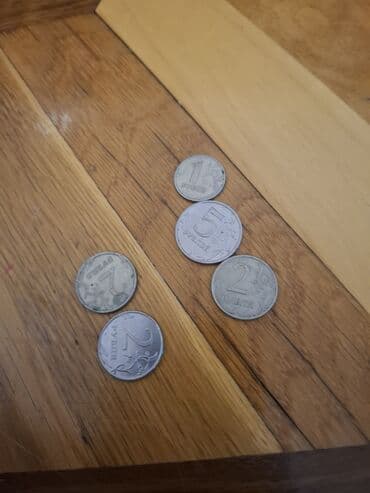 Rus rubl sikkələri dəsti
1 ədəd:1 rubl 3 ədəd:2 rubl 1 ədəd:5 rubl