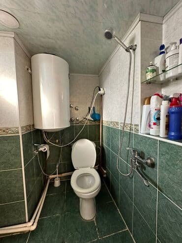 9 ci mikrorayon satilan evler: Bakı, Köhnə Günəşli, 2 otaqlı, Köhnə tikili, 48 kv. m — 12