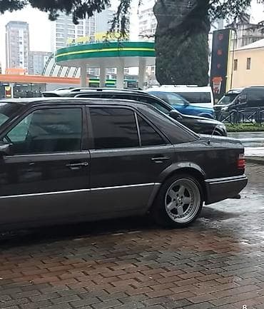 maşin tekerleri: İşlənmiş Disk təkər Mercedes-Benz 225 / 45 / R 17, 5 Boltlu — 2