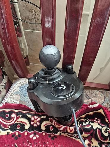h1 salama 2fh1: Logitech G92 və Shifter. Az və Səliqəli istifadə olunub. Aşağı yeri — 3