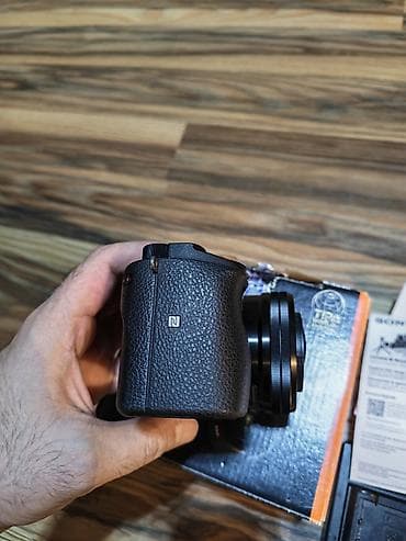 i̇sm: Sony Alpha a6400 mirrorless fotoaparat (ILCE-6400) – E-mount sistem — 2