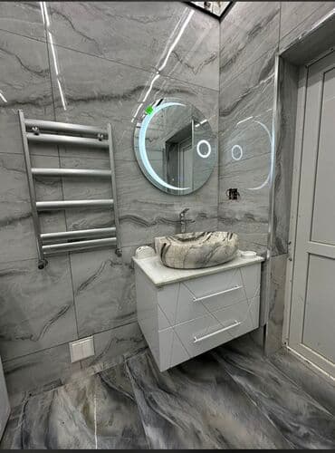 moydadır sederek: Bu dəbli vanna otağı dəsti, müasir dizaynı ilə seçilir. Dəstə güzgülü — 13