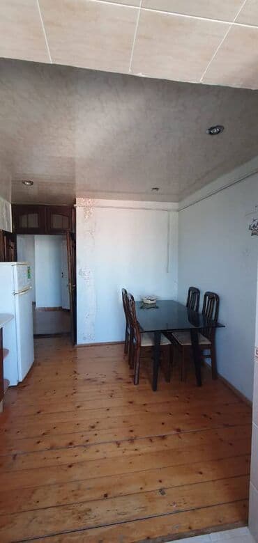 9 mkr kohne binalar: Bakı, 3 otaqlı, Köhnə tikili, 66 kv. m — 6