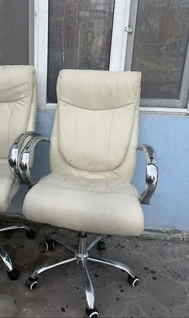 Təkərli, Qolları tənzimlənmir, Süni dəri