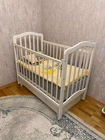 Oğlan və qız üçün, İşlənmiş, Dördbucaq, Beşik, Dəst ilə, Matras ilə, Yellənmə mexanizm ilə lalafo.az -da Oğlan və qız üçün, İşlənmiş, Dördbucaq, Beşik, Dəst ilə, Matras ilə, Yellənmə mexanizm ilə