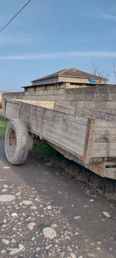 traktor qosqusu: Saz vəzyətdədir hec bir prablemi yoxdur tekərləri zil tekəridir əla — 7