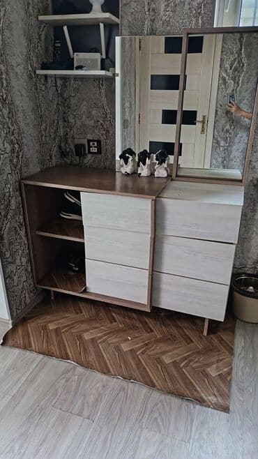 Güzgülü lalafo.az -da Güzgülü