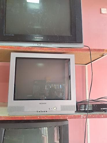 Видеоигры и приставки: Б/у Телевизор Samsung 28" HD (1366x768), Самовывоз — 3