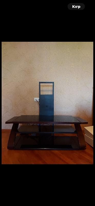 İşlənmiş, Düz TV altlığı, Polkalı, Şüşəli