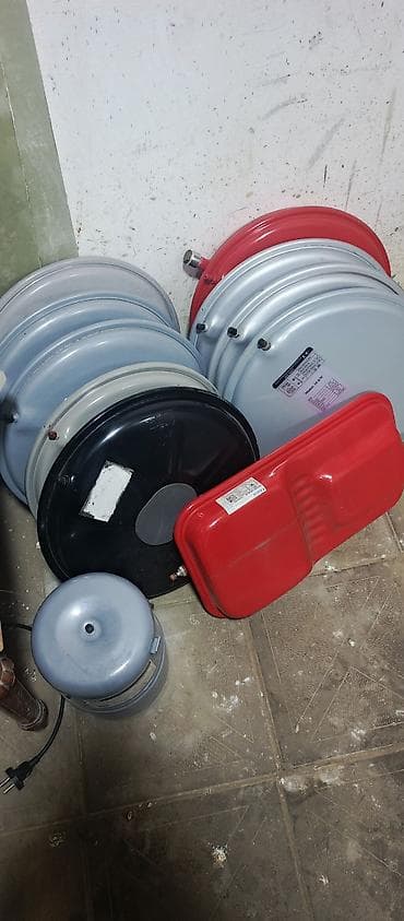 Baklar və çənlər: Kombilerin Genislenme cenleri.qiymet 1ededine aiddir — 1