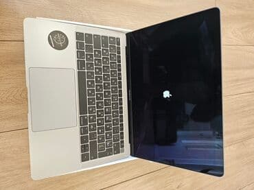 Apple MacBook: İşlənmiş Apple MacBook, 13.1 ", Apple M2, 256 GB, Ünvandan götürmə — 2