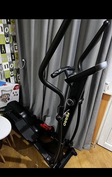 elliptik trenajor: FERRO elliptik trenajor - Sürüşsüz, geniş pedallar və möhkəm çərçivə — 3
