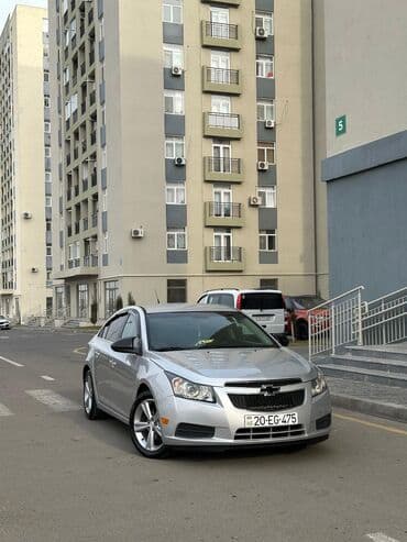 pikap maşınlar: Vuruğu udarı, dəyişən detalı yoxdur.Vini təmizdir.Koja salon, 17 lik — 1