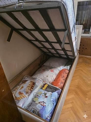 matras satilir: TƏCILI satilir bir neferlik yataq desti ustunde ortopedik dosekde — 2