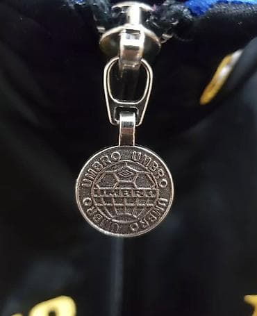 Kurtkalar: Pencək, Umbro, M — 1