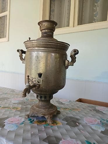 Antik kömürlə işləyən samovar tutumu 7 litr - Material: pirinç/metal