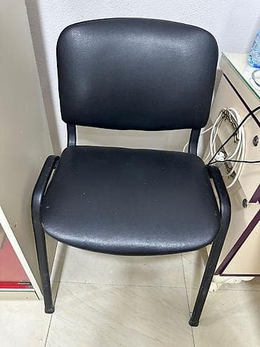Qonaq otağı üçün, İşlənmiş, Stul