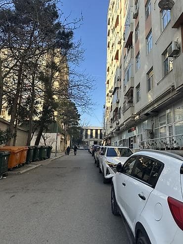 karavan ev: Obyekt: yol kənarında, çoxmərtəbəli binanın 1-ci mərtəbəsində yerləşən — 3