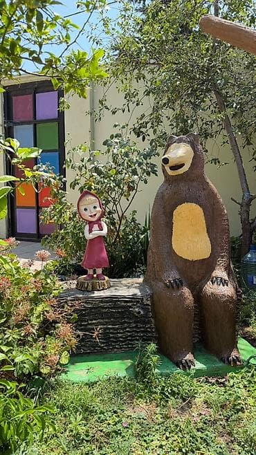 aboy modelleri 2026: Uşaqlar üçün tematik “Meşa və Ayı” konseptli bağça evi və dekor — 9