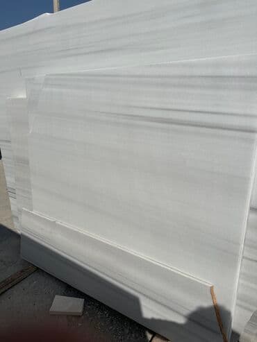 Qızdırıcı və isidicilər: Marmara mermeri Turkiye istehsali olan Bu mermer ozune mexsus boz — 3