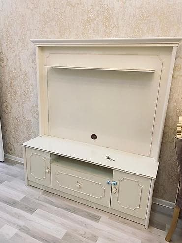 ucuz kitab rəfləri: Düz TV altlığı, Polkalı, Laminat — 1