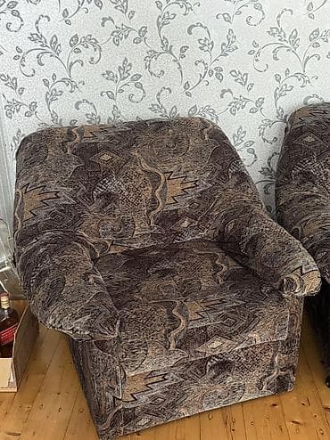 Divan və kreslo dəstləri: Qonaq otağı üçün yumşaq mebel dəsti - Tərkib: 1 ədəd divan + 2 ədəd — 2