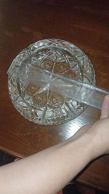 Süni güllər: Kəsimli şüşə kül qabı - Material: qalın, şəffaf şüşə (kristal — 2