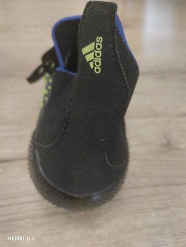 Butslar: Butslar Adidas, Ölçü: 41, İşlənmiş — 3