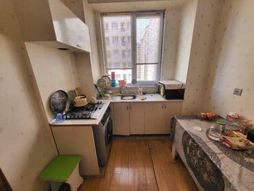 ilkin ödənişi 10000 olan evlər: 2 otaqlı, Yeni tikili, 51 kv. m — 6