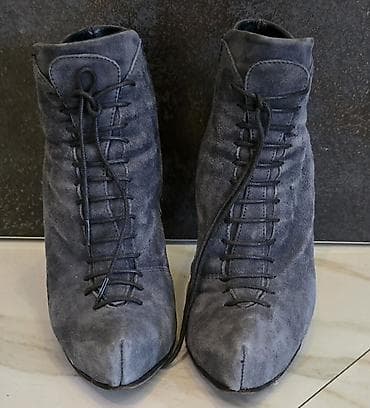 PINKO qadın botları - Model: Dəri altlıqlı, İtaliyada istehsal (Made