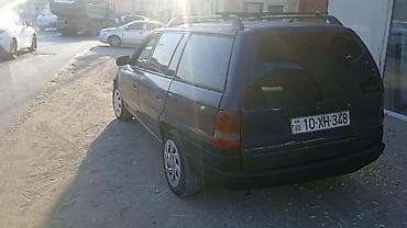 Opel Astra: 1.7 l | 1995 il 46300 km Universal — 4