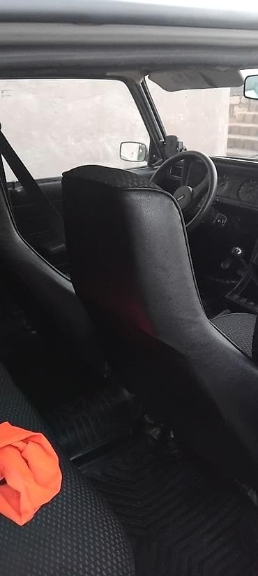 AVTO: Lada 2107, ağ sedan Təsvir: - Klassik kuzov dizaynı, ağ rəng -