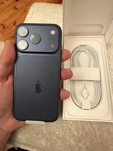 iphone 10 pro: IPhone 17 Pro, Göy, Face ID — 4