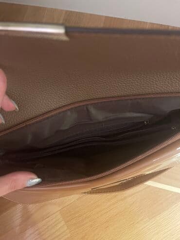 iydə tozunun qiyməti: 1. Ortaboy çanta, problemi yoxdu (20 man) 2. İri çanta, yeni kimi — 6