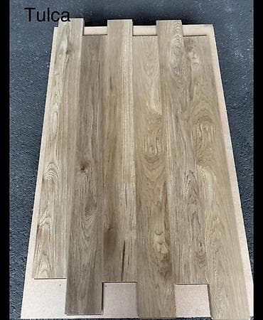 Massiv ağacdan (ehtimalən palıd teksturalı) lövhələr – “Tulca”. -